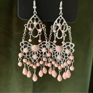 💕Blush colored beaded silver chandelier earrings